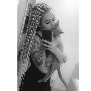 Meet your Posher, Amber